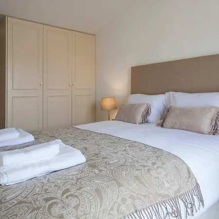 דירה Chiado River View Deluxe ליסבון